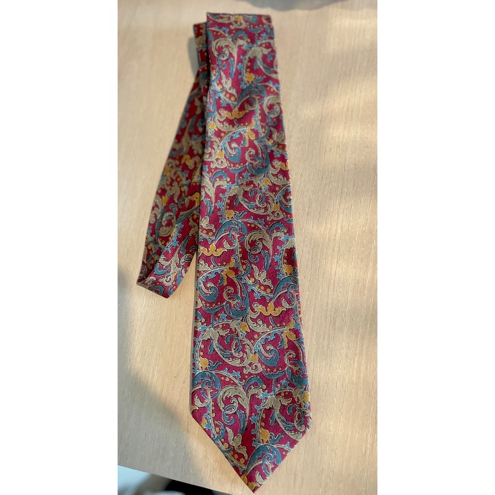 KARL LAGERFELD All Silk Men's Neck Tie Made in Italy Red Maroon Paisley Blue Vtg